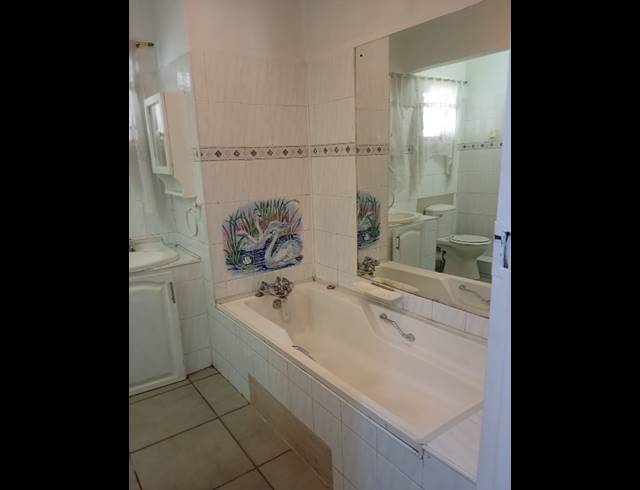 5 BEDROOM HOUSE FOR SALE IN HILLARY